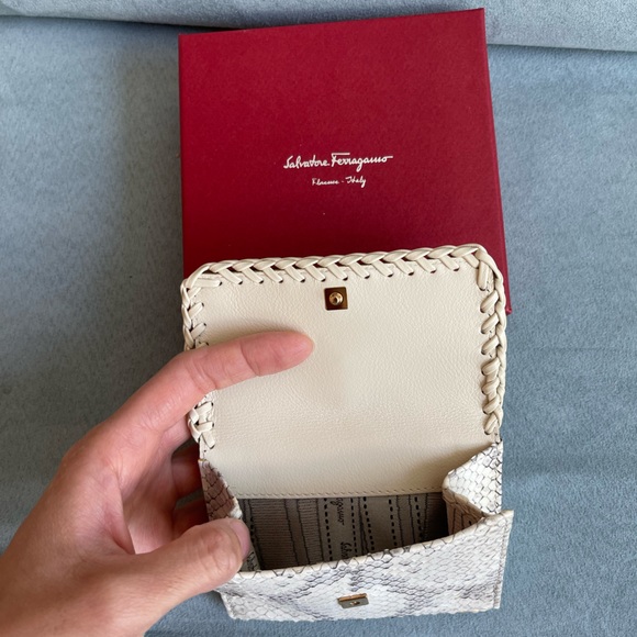 Salvatore Ferragamo wallet - Picture 4 of 6